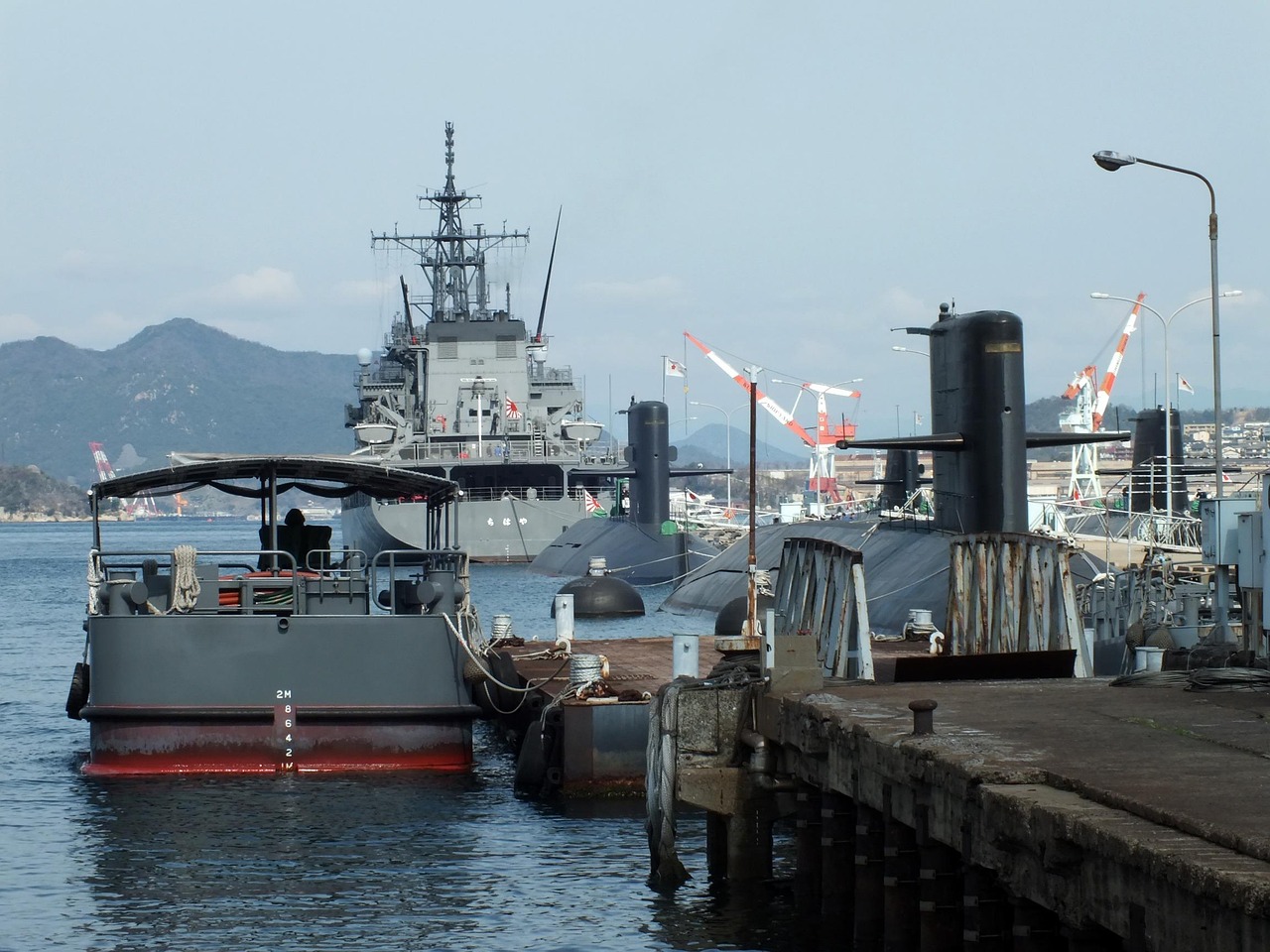 2024年中國人民解放軍海軍航空大學在四川計劃招生人數(shù)（附學費及專業(yè)錄取分)