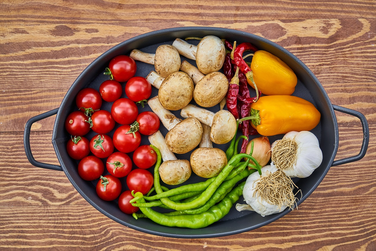 8部活色生香的美食劇2025最新排名前十名榜單出爐
